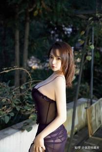 导演 考塞尔·本·哈尼耶